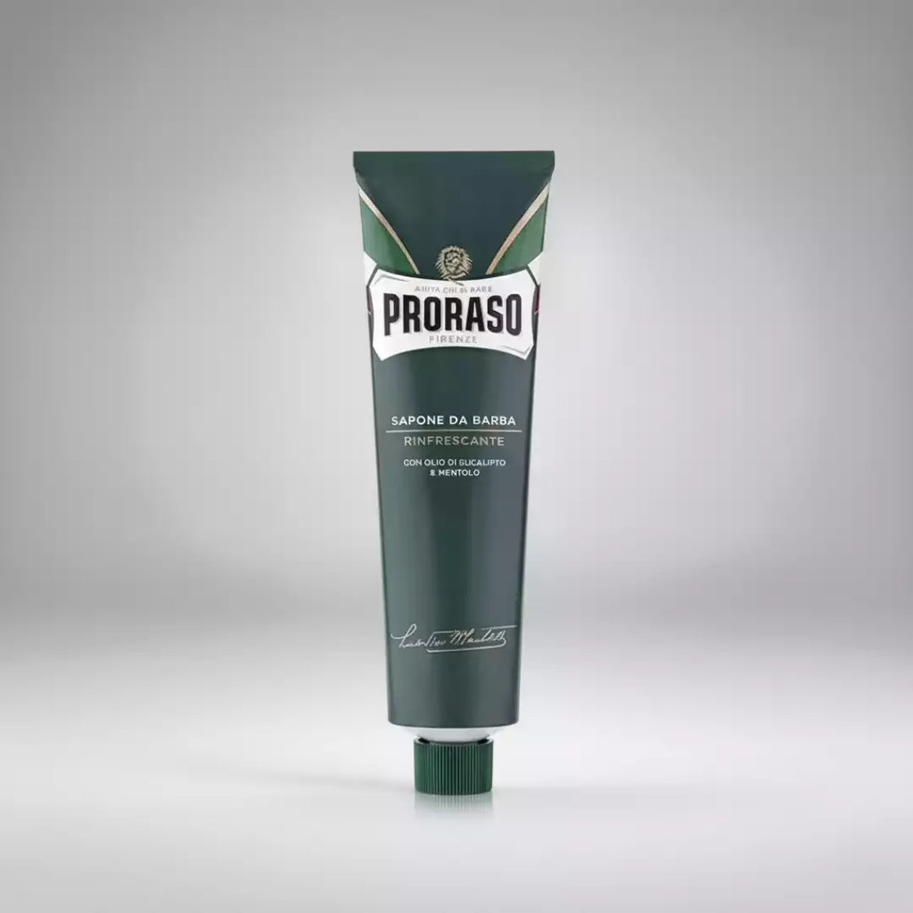 Crème à raser Proraso verte rafraîchissante à l'huile d'eucalyptus et au menthol, pour une sensation de fraîcheur intense lors du rasage.