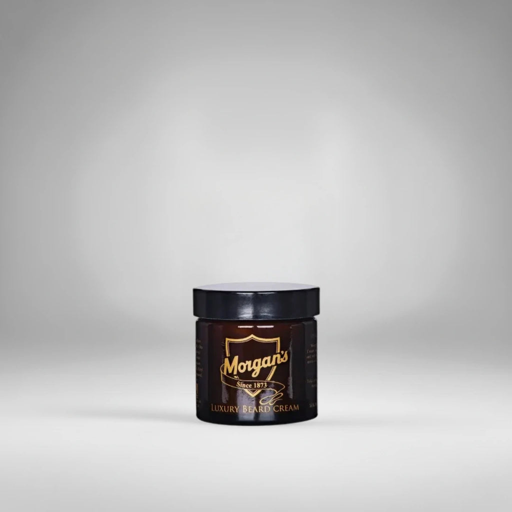 Crème de soin de luxe pour la barbe Morgan's. Une crème nourrissante haut de gamme pour adoucir, hydrater et discipliner les barbes sèches tout en laissant un parfum élégant.