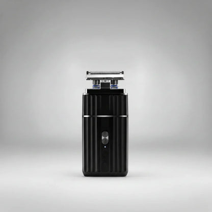 Vue du rasoir JRL Onyx sans son capot, révélant une tête de rasage de précision avec un système de suspension dynamique pour épouser parfaitement les contours du visage.