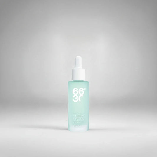 Sérum visage hyper-hyaluronique "Cycle Extrême" de 66°30. Un concentré bio haute performance pour une hydratation profonde et un effet repulpant immédiat.
