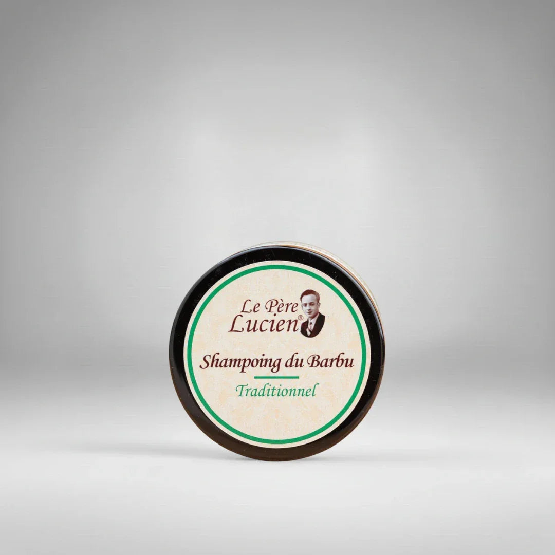 Shampoing du Barbu "Traditionnel" Le Père Lucien. Un savon artisanal 100% végétal sans parfum, idéal pour nettoyer et adoucir la barbe des peaux les plus sensibles.
